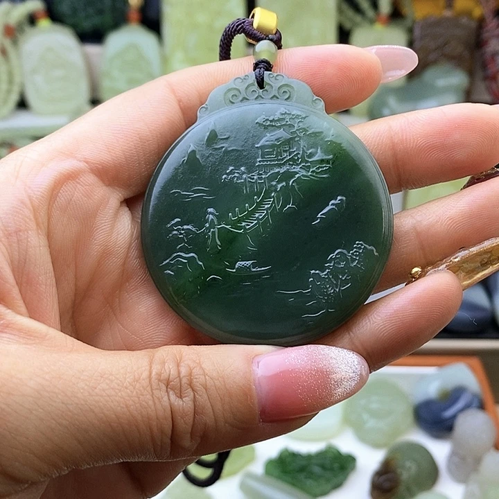 和田玉未镶嵌颈饰