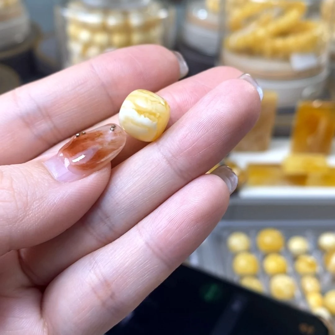 裸石琥珀未镶嵌小****号11*10