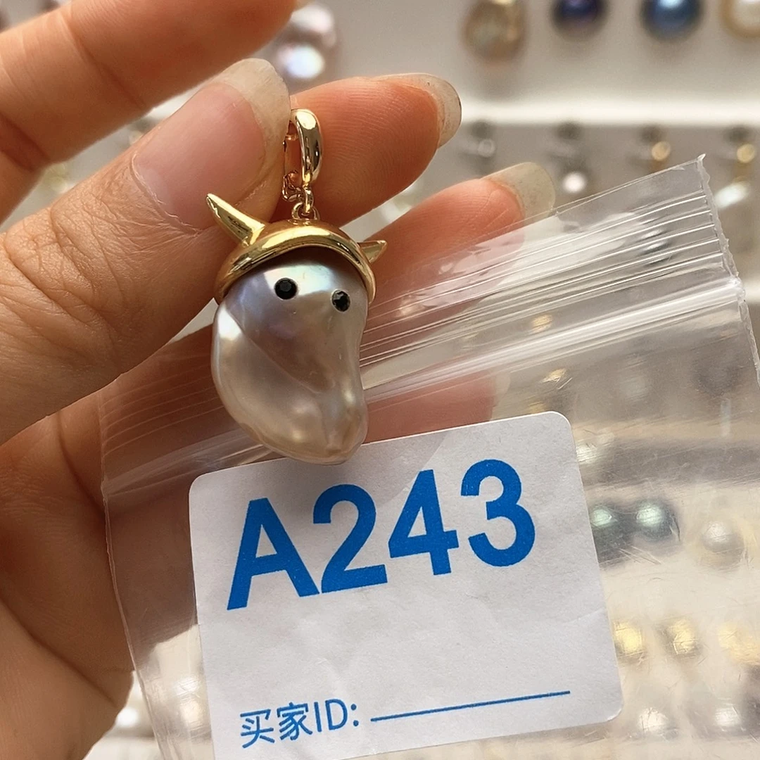 颈饰未镶嵌淡水珍珠