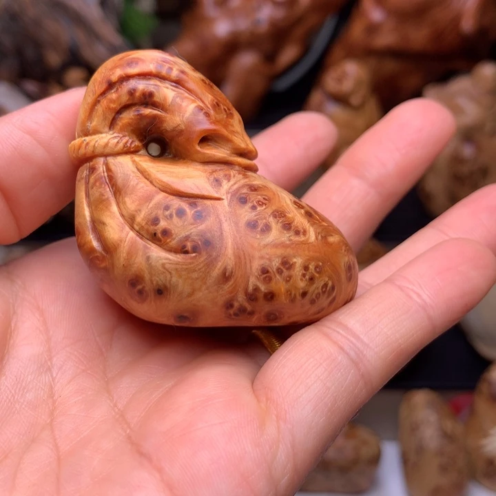 柏木（崖柏）用****。崖柏陈化