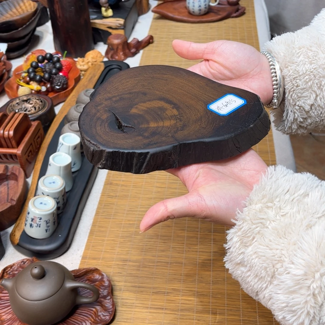 26缅甸鸡翅木随形壶承