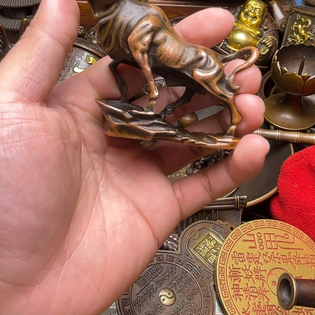 精美铜器，点击下单