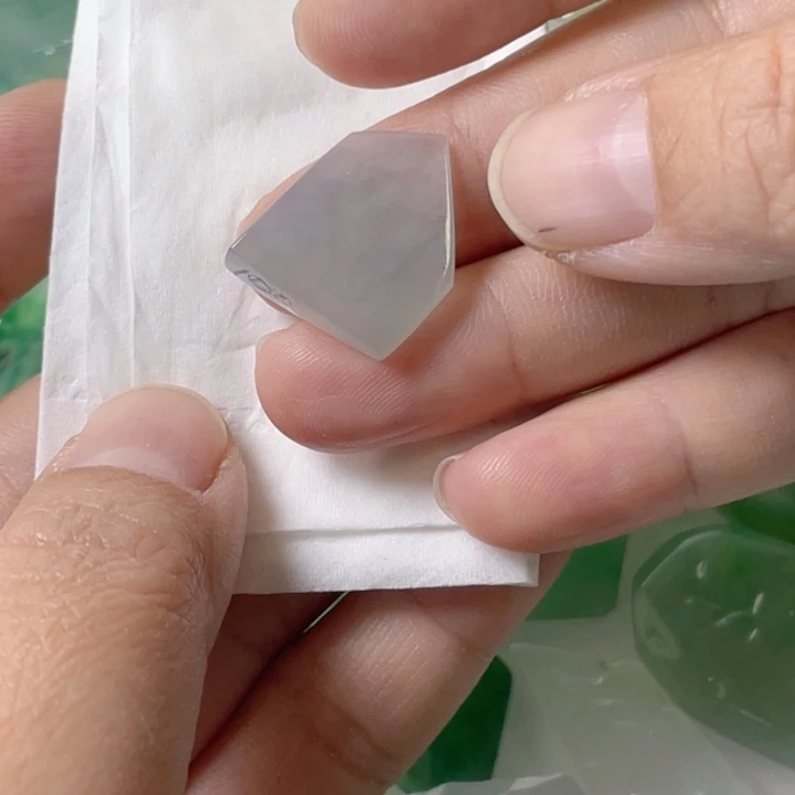 定制翡翠未镶嵌包工