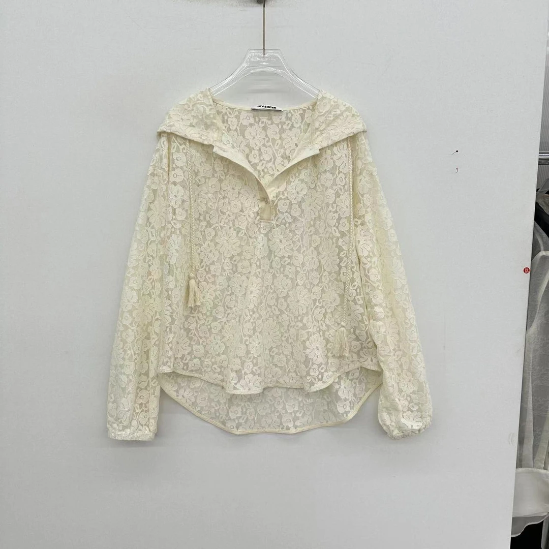 i-EAST 清冷白芷~蕾丝花朵连帽套头外套-4X T12560