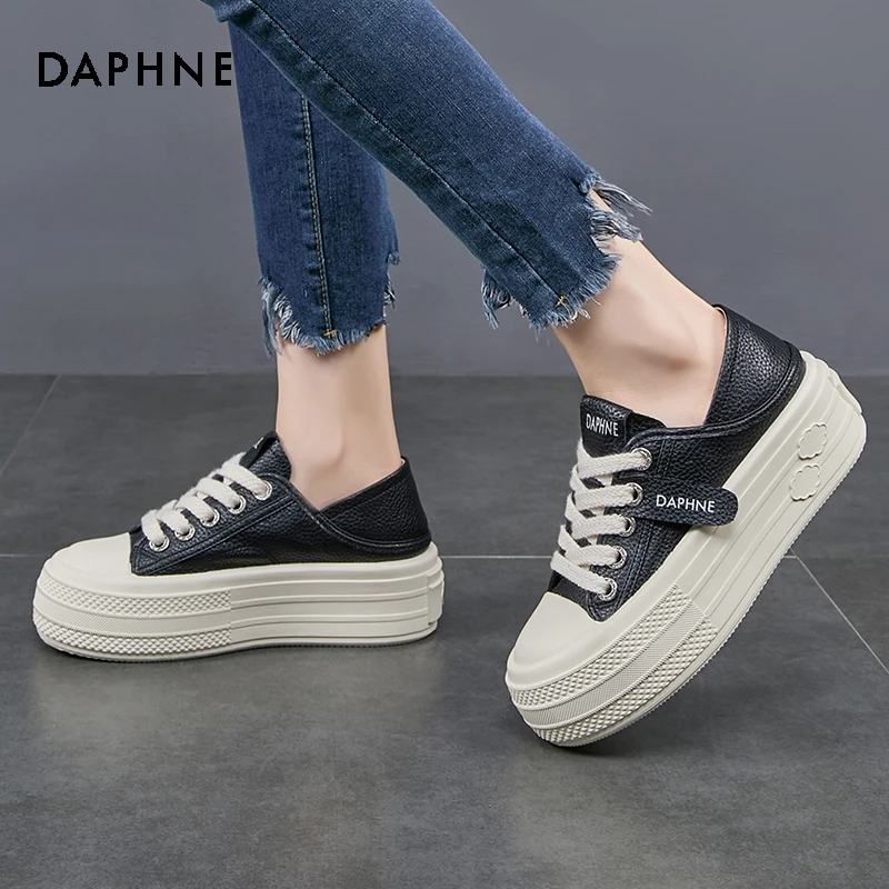 达芙妮潮流百搭夏季透气系带厚底低帮韩版圆头平底时尚女士休闲鞋