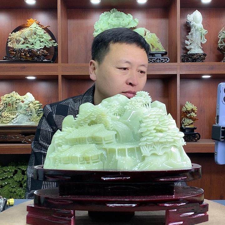 【闪购商品】蛇纹石玉（覆膜）珠宝奇石未镶嵌自***S