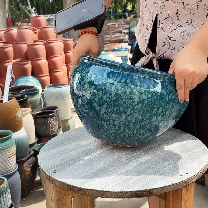 30/21瑕疵的一个盆