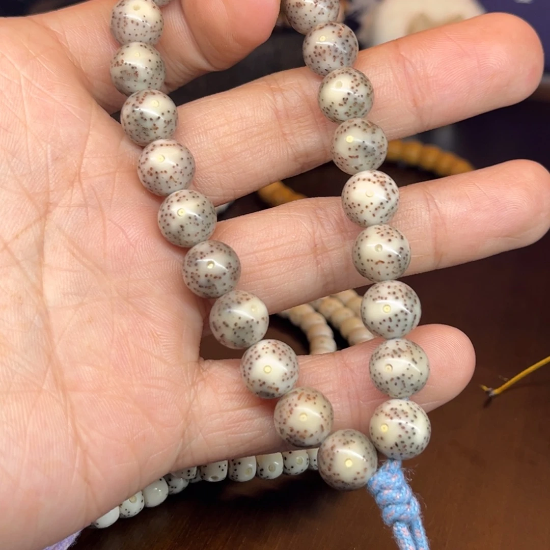 宇***翼把件星月菩提卡10大眼细星糯冰料圆珠手持