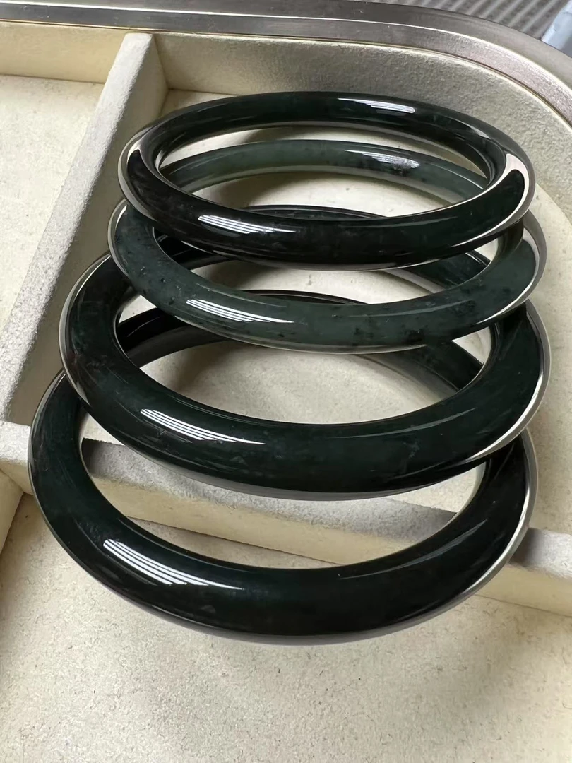 和田玉且末蓝叮当镯美人条手镯（多样性 发其一）