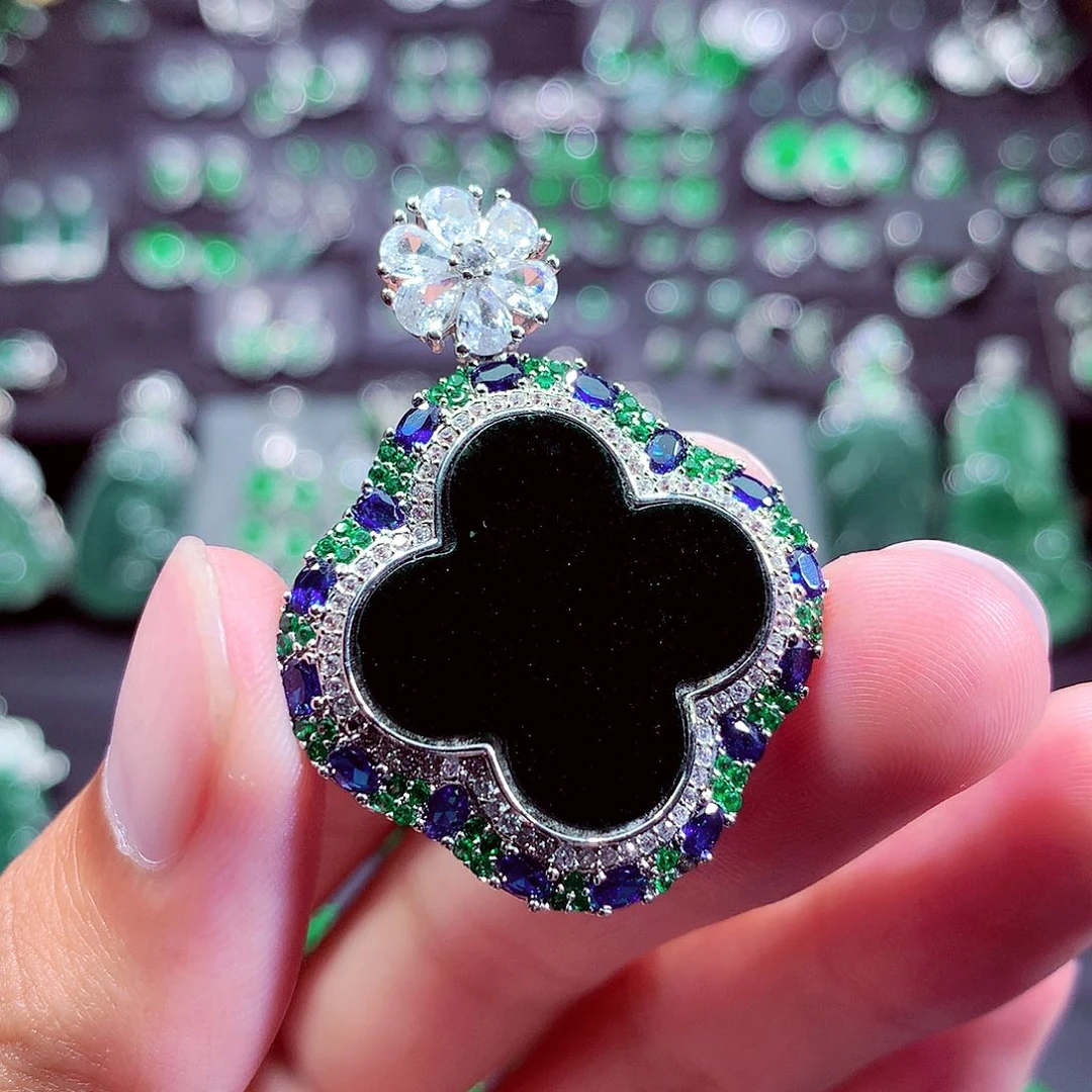 翡翠未镶嵌颈饰章*挂件