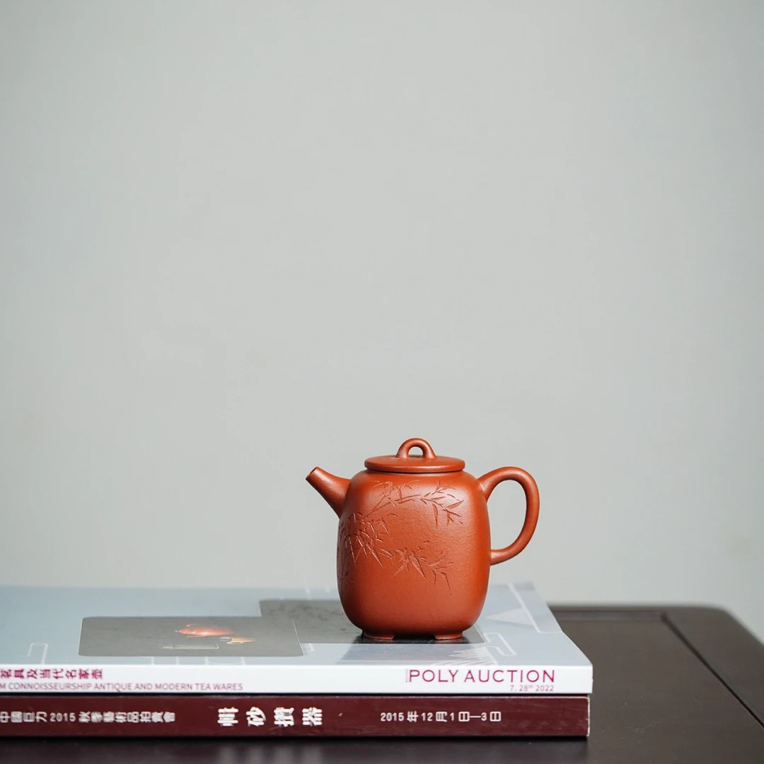 汲泉·全手工          /容量170cc/原矿朱泥