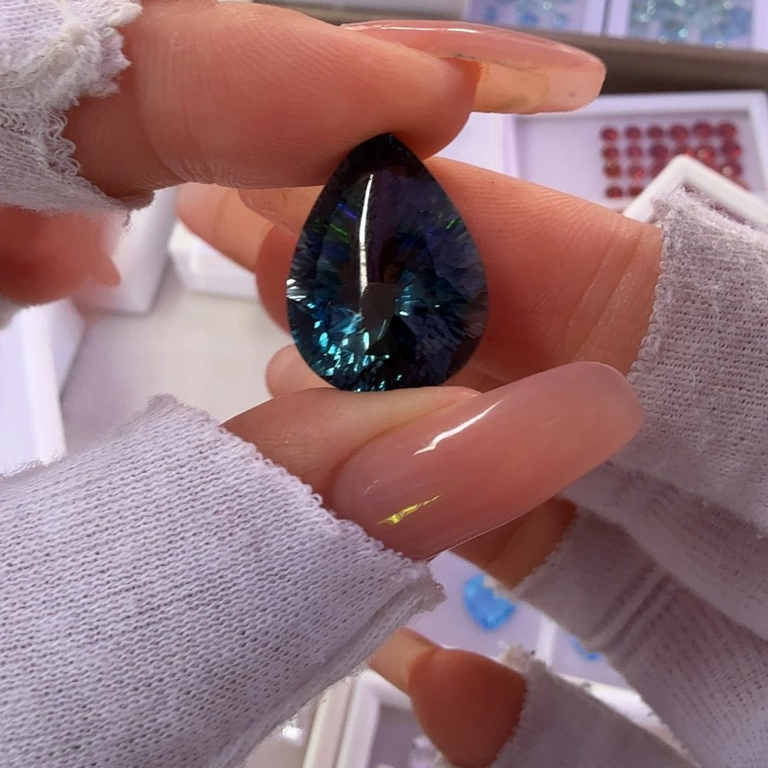 ****莹车挂未镶嵌水晶水晶