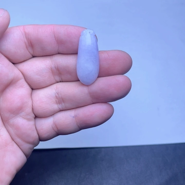 翡翠未镶嵌颈饰019