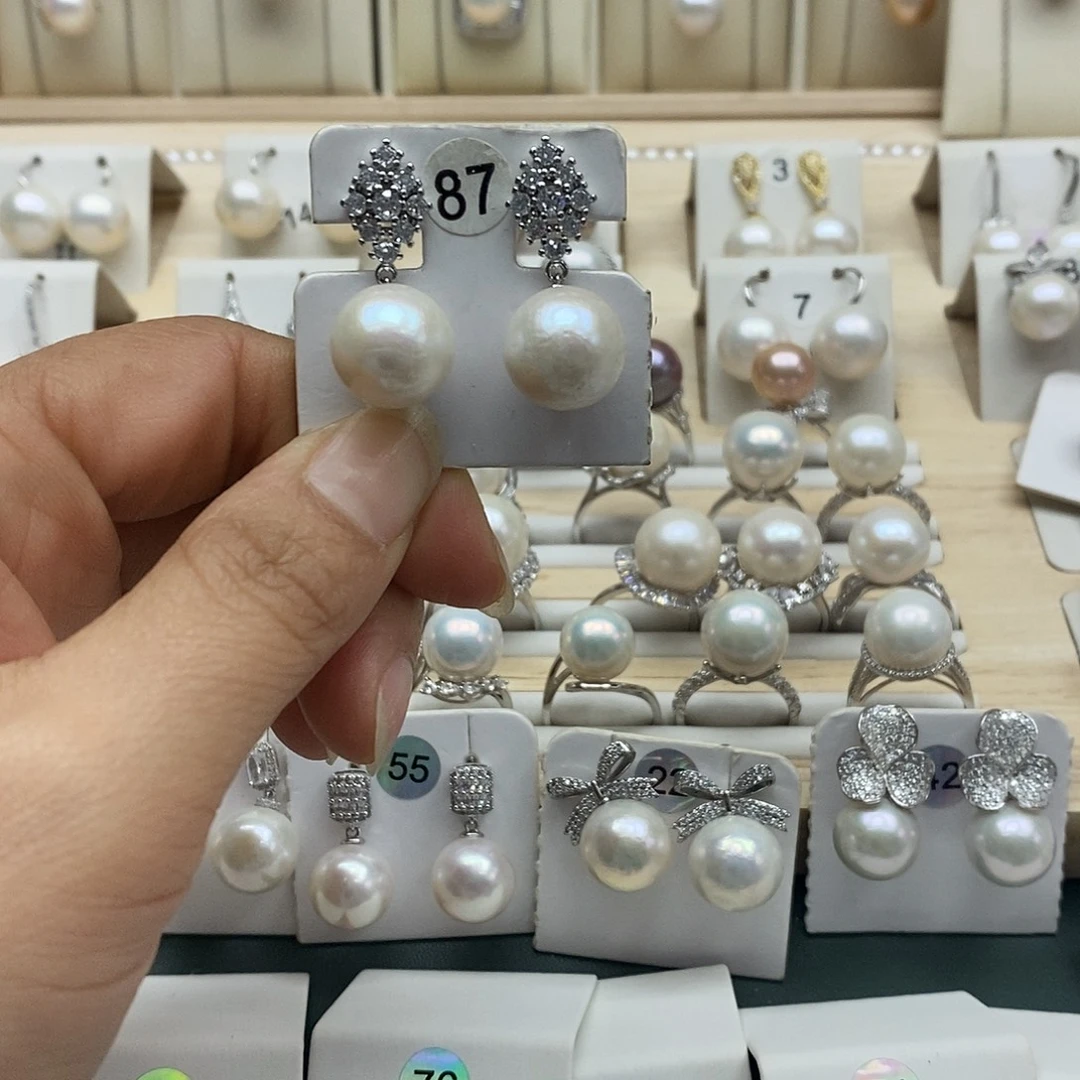 银S925镶嵌淡水珍珠颈饰