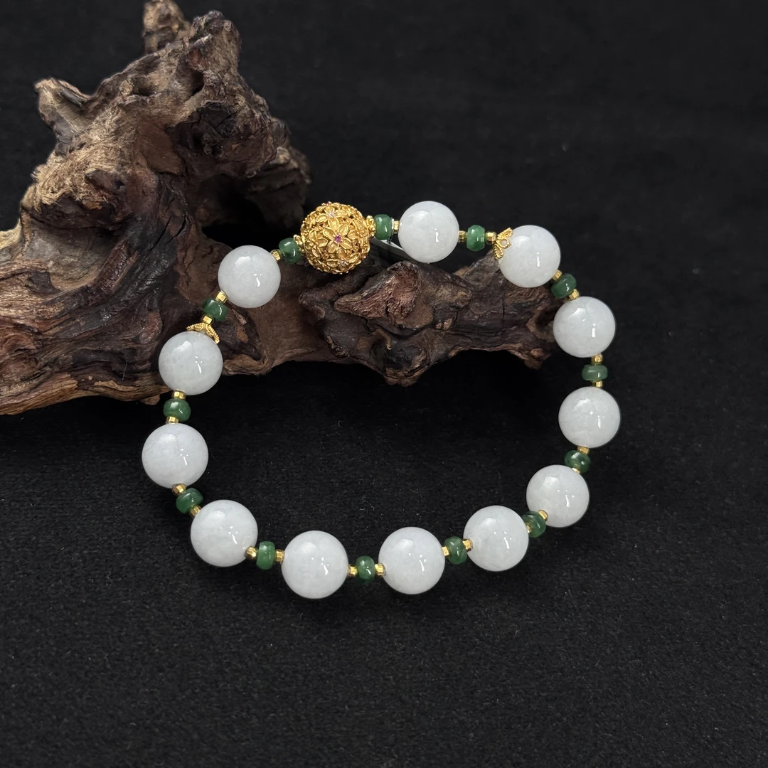 【诚翠拍品第一百一十四期午】翡翠61手串Q4008