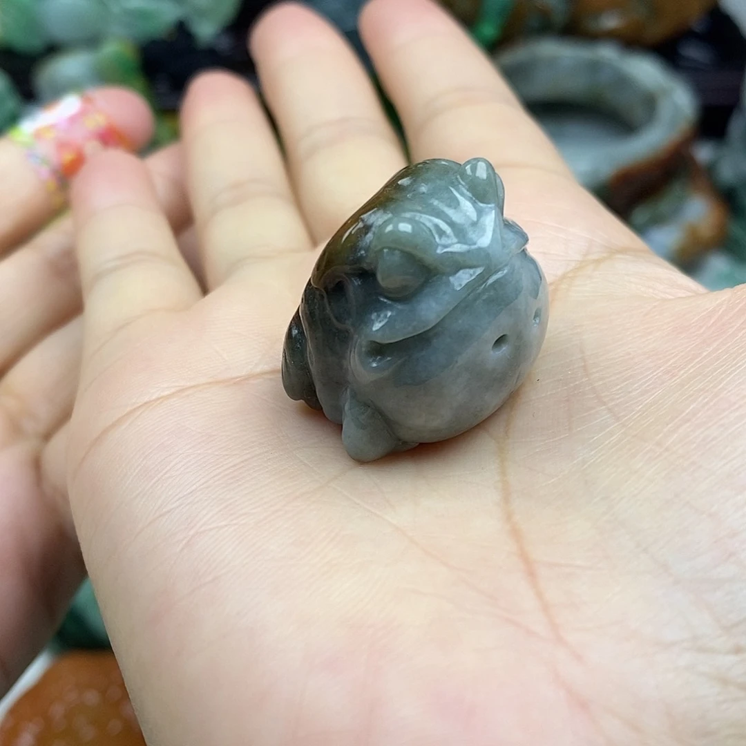 颈饰未镶嵌翡翠呱呱