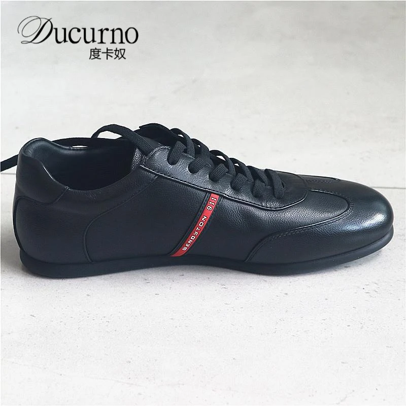 如若无物！！胎摔软皮英伦开车专用2025男款男款网红休闲鞋男