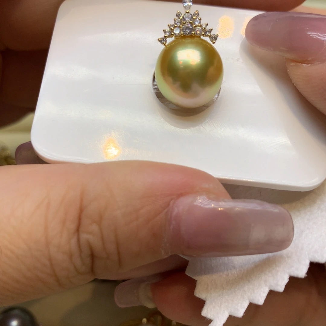 颈饰未镶嵌海水珍珠