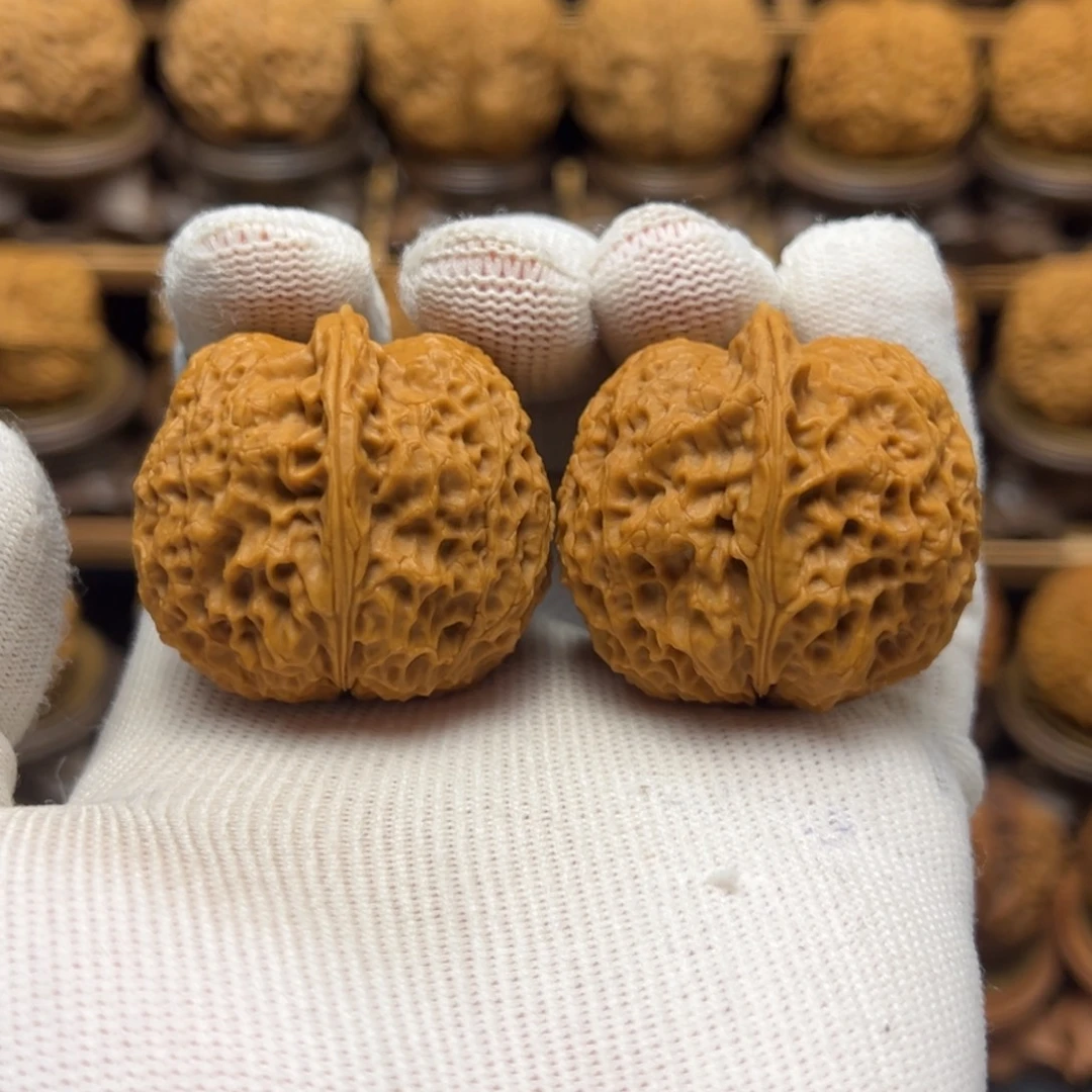 文玩核桃把件39mm密纹石铫。新品福利。