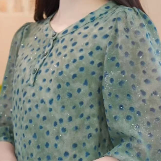 2223女士波点三粒扣休闲七分袖上衣