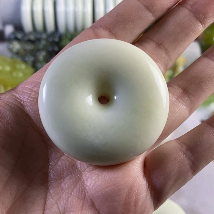 未镶嵌毛衣链蓝田玉（蛇纹石化大理石玉）茅****杯