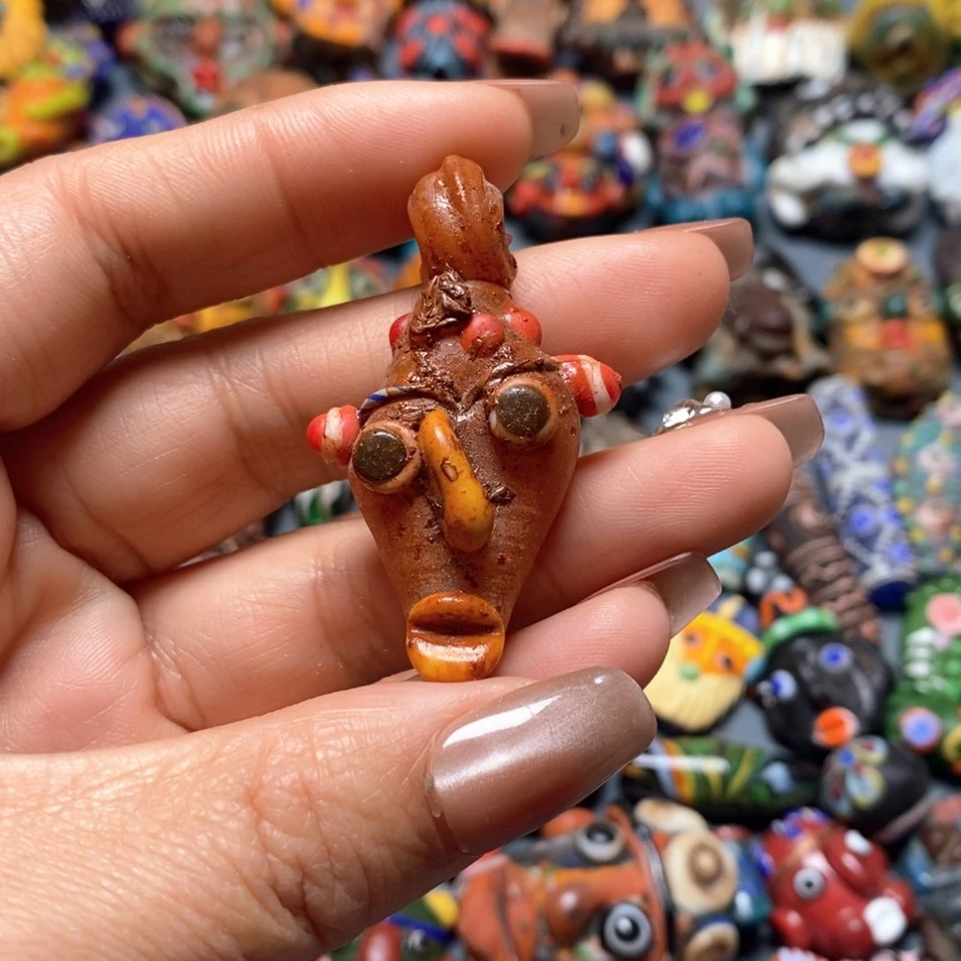 琉璃颈饰印度尼西亚歪脸