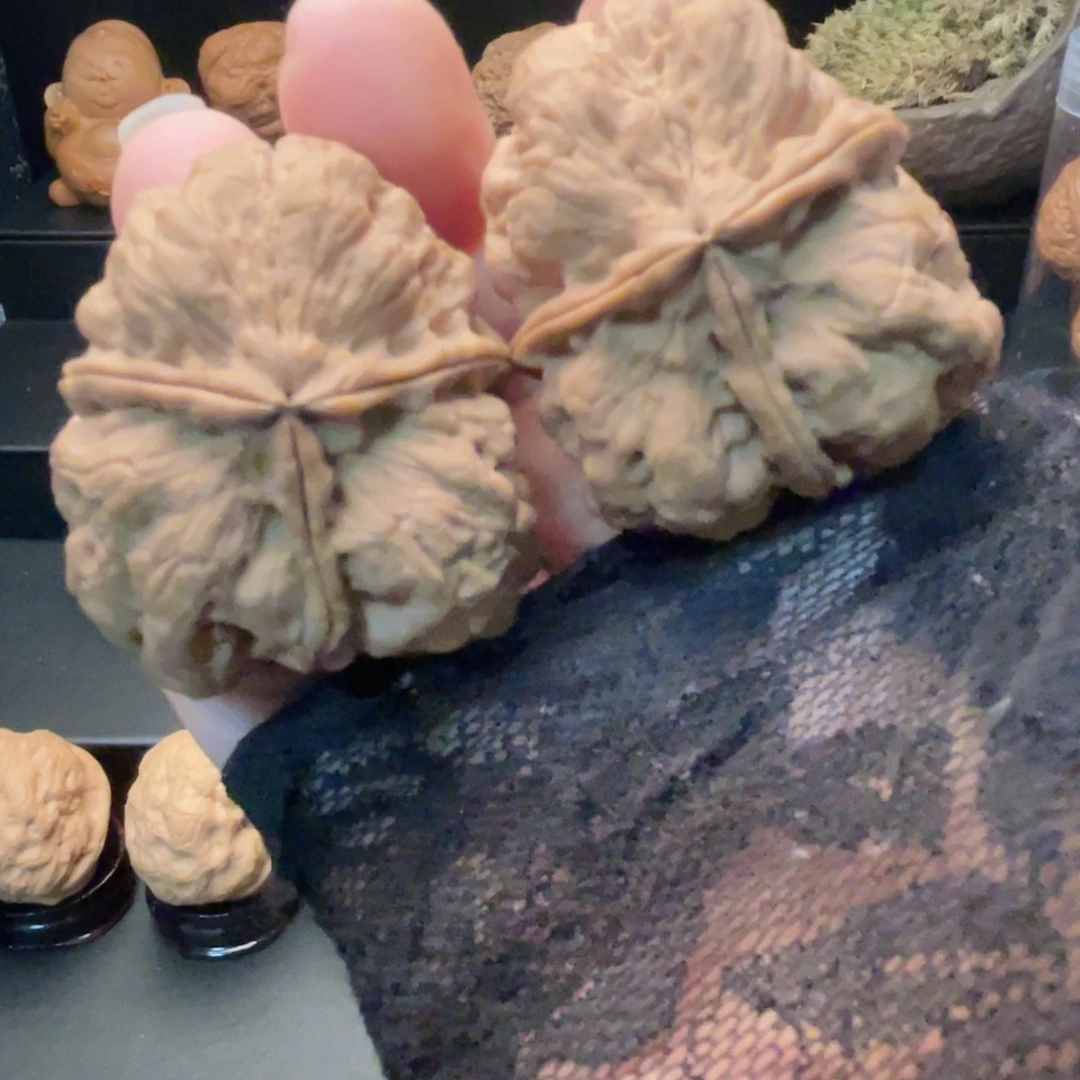 文玩核桃把件九五…………