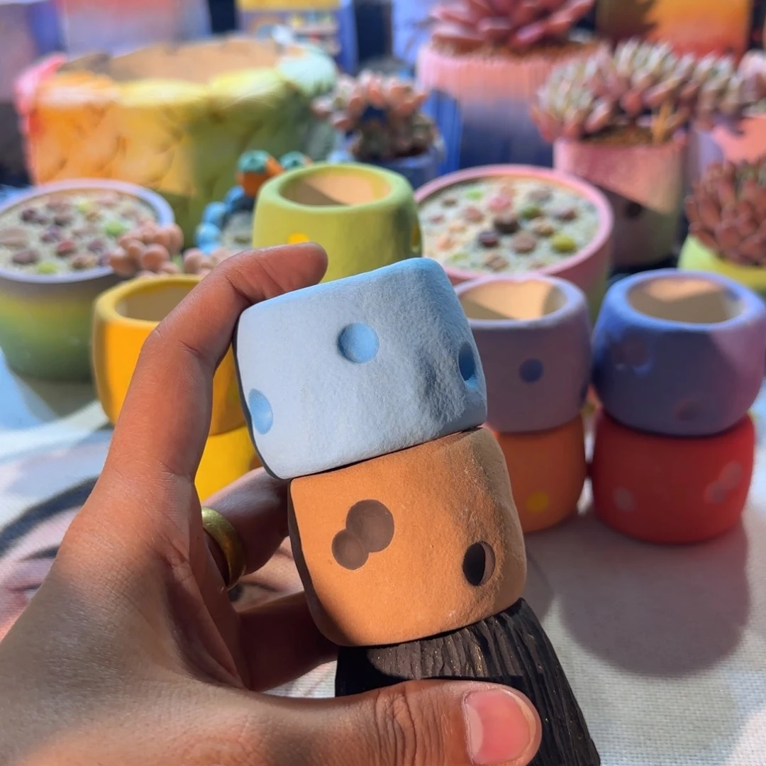 罗**姐凄凄切切凄凄切切凄凄切切去