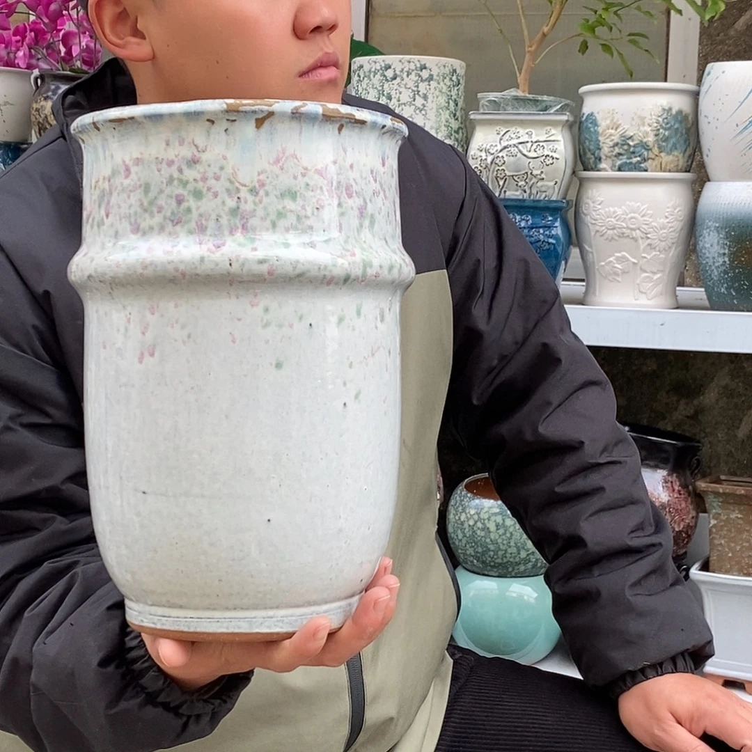 花盆紫砂口20高31瑕疵