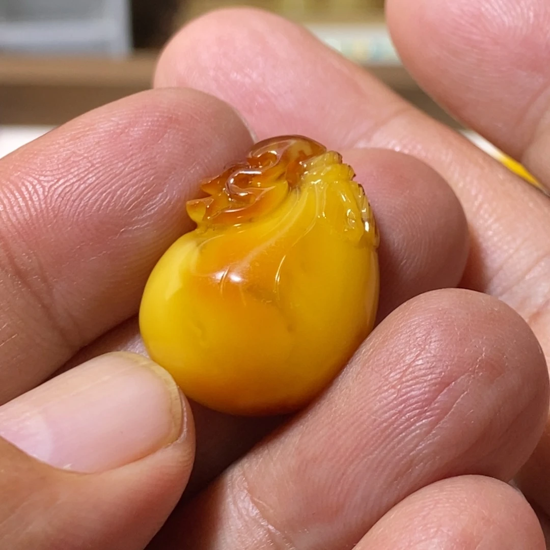 裸石蜜蜡未镶嵌配饰