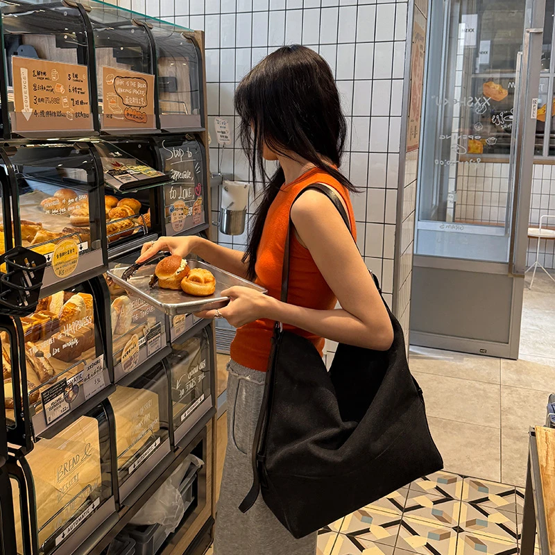 Seyora【中性托特包】休闲通勤大容量百搭单肩手提包 O34063SY52