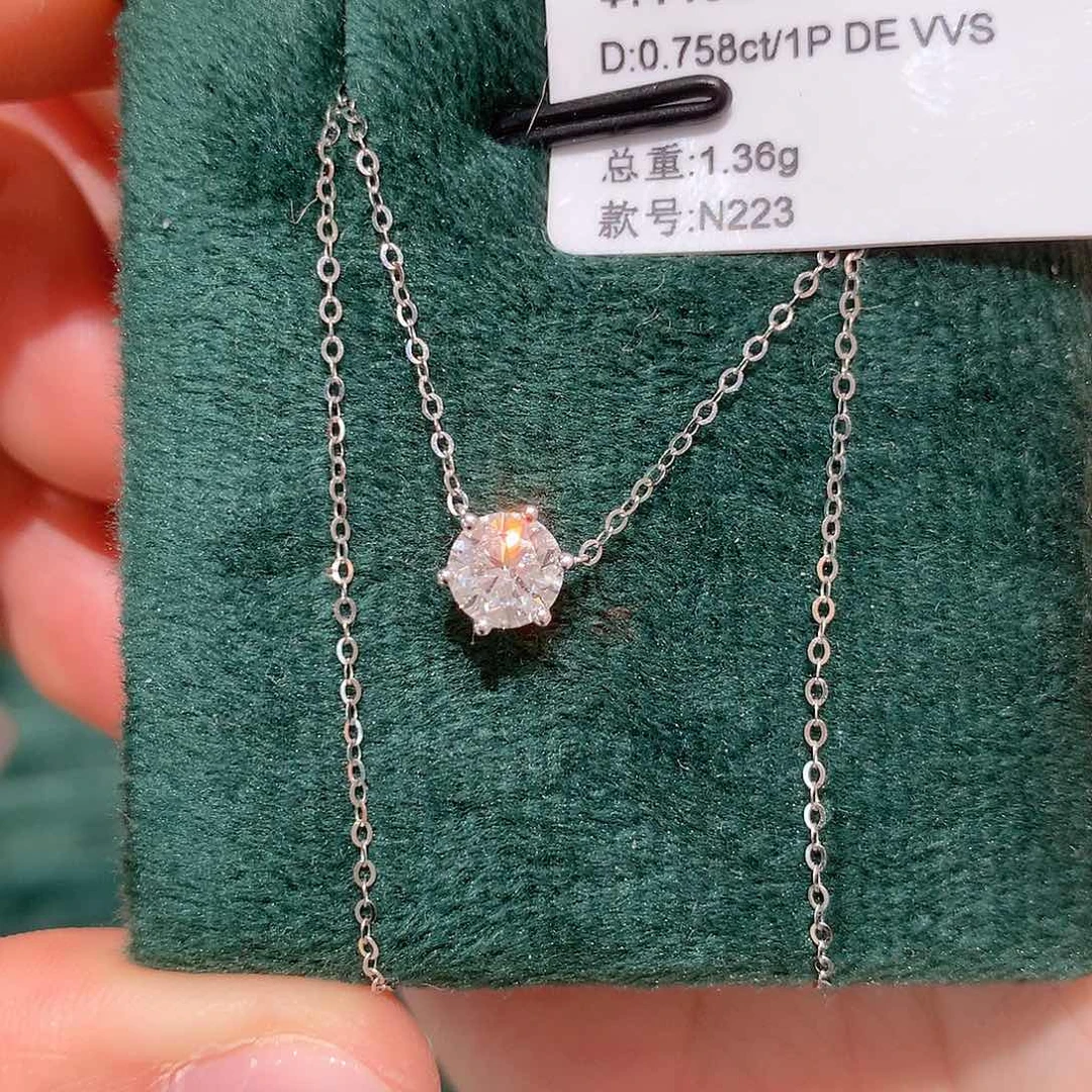 实验室培育钻石颈饰18K金镶嵌75分6爪项链