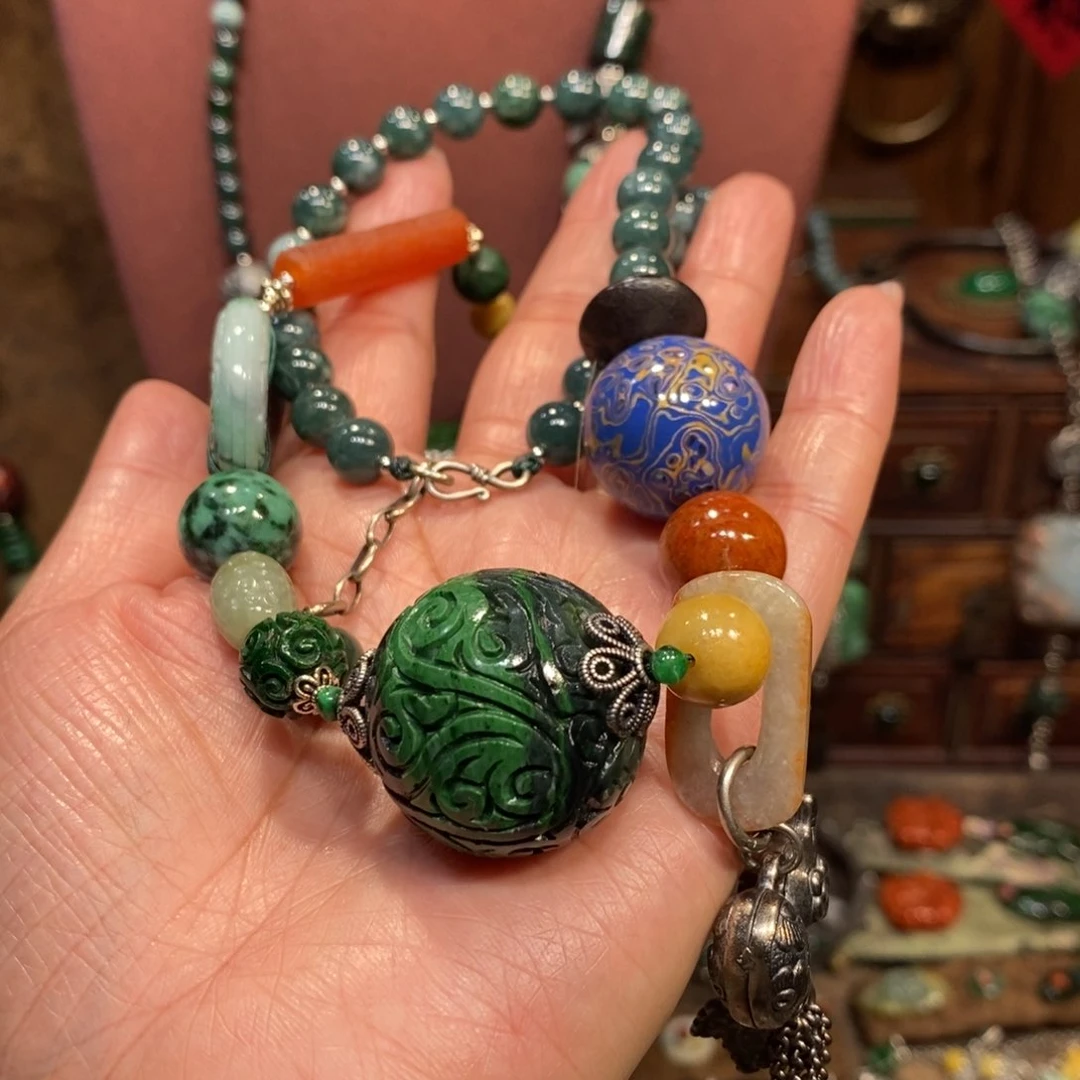 翡翠吊坠(赠链)未镶嵌