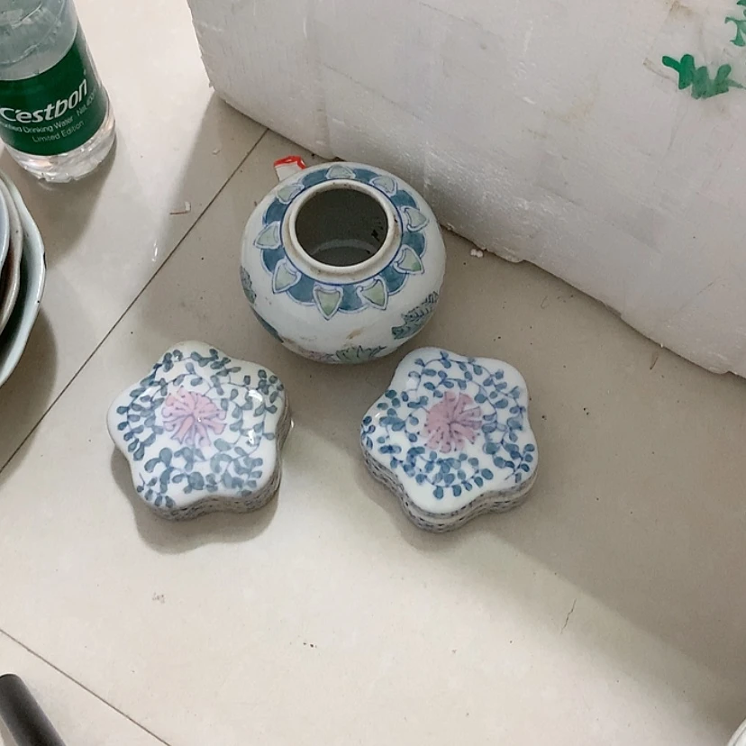 【闪购商品】青花瓷逍****?