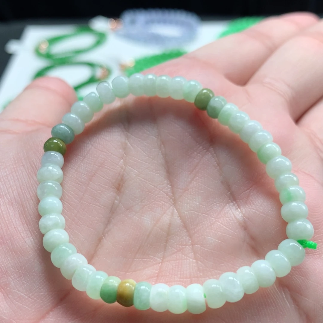 翡翠未镶嵌手链翡翠