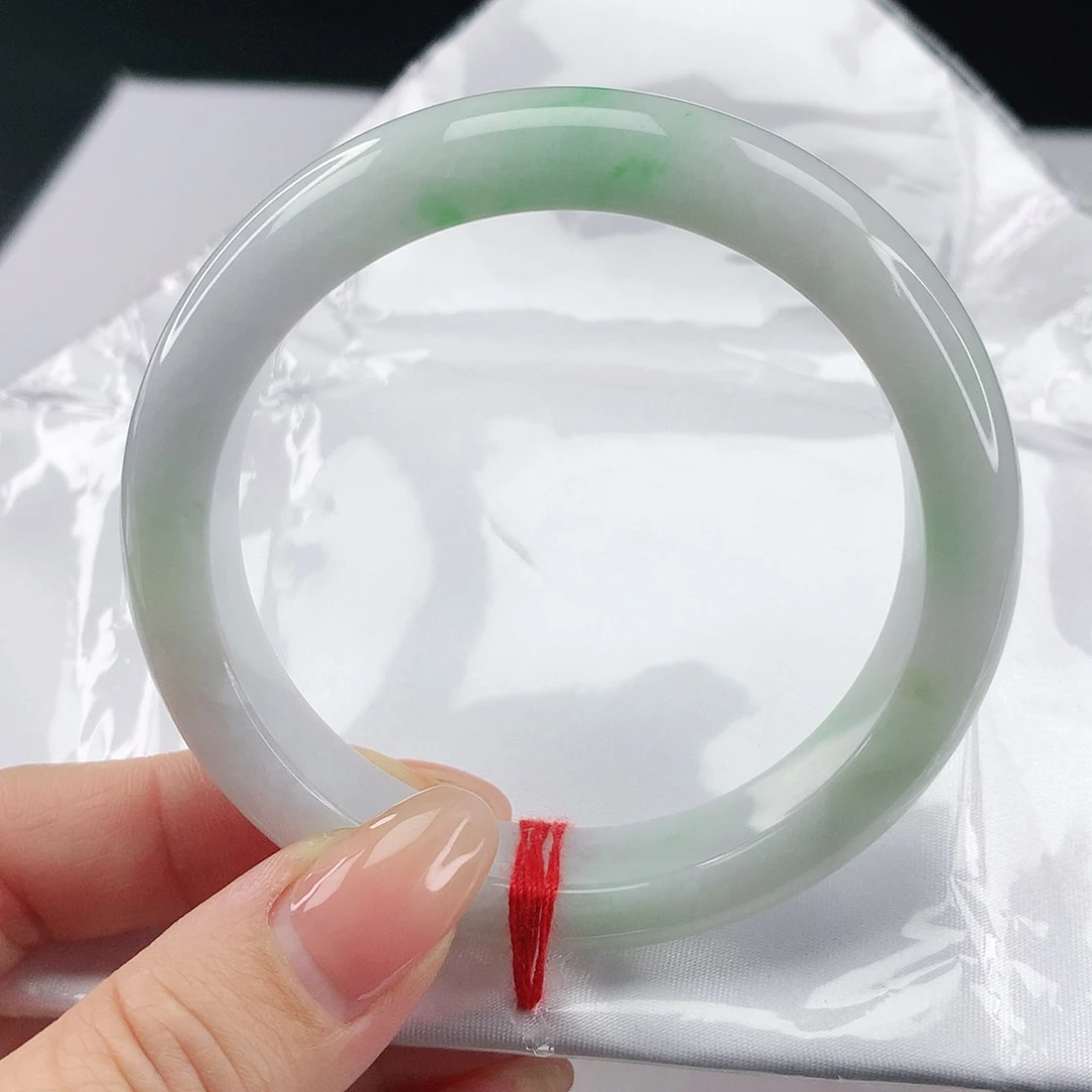 翡翠手镯未镶嵌翡翠167