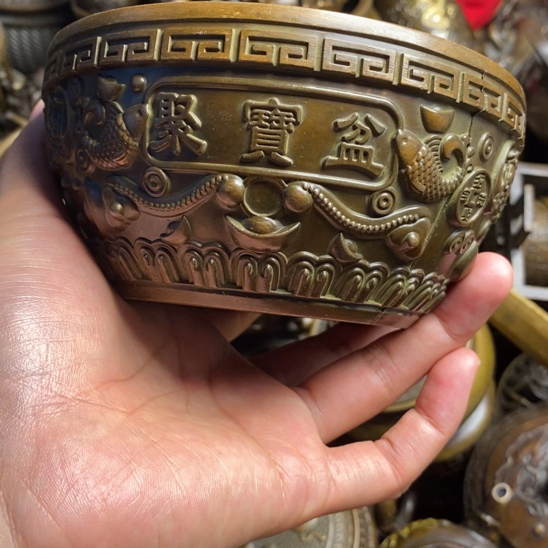 精美铜器做工精良