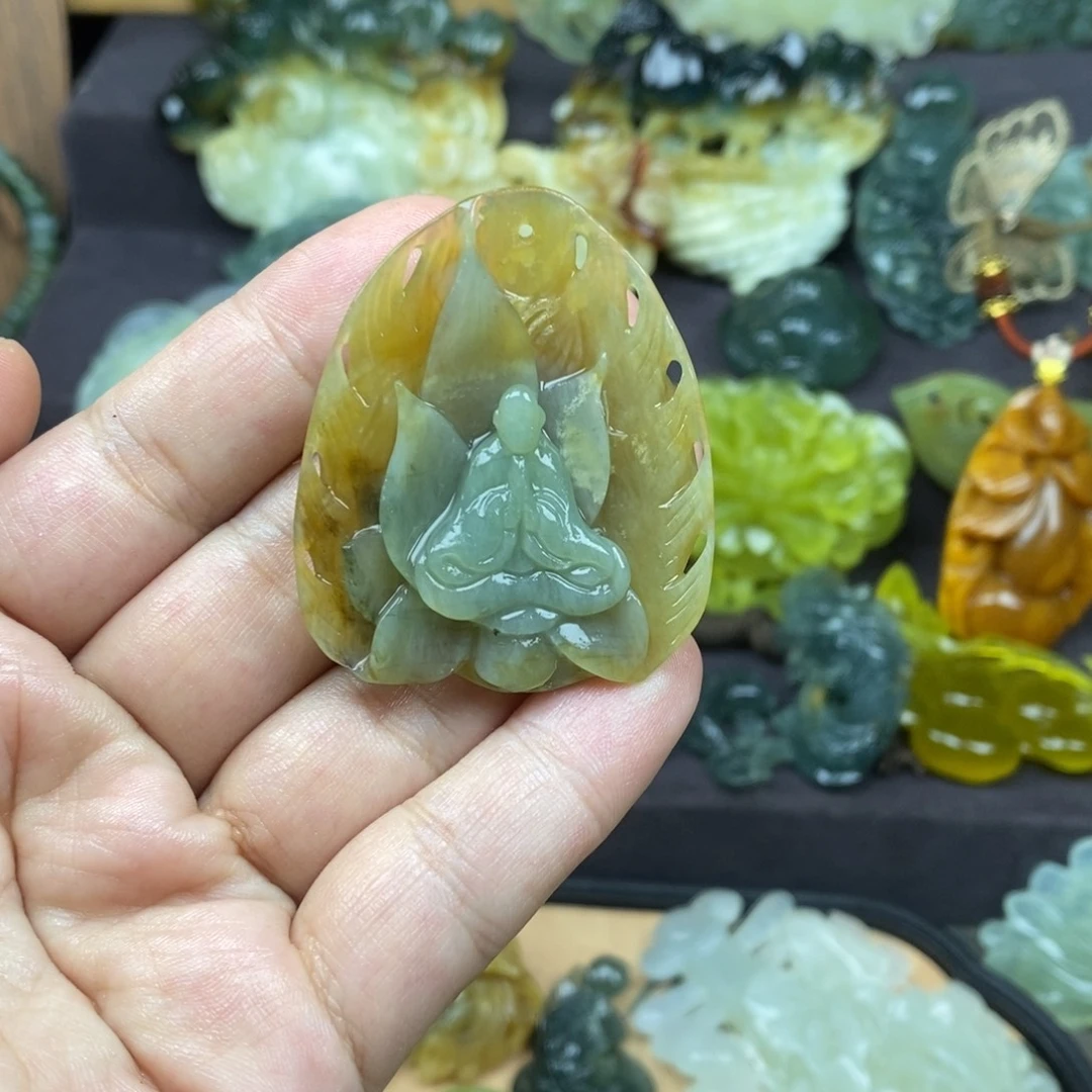 不***尔蛇纹石玉未镶嵌吊坠(赠链)