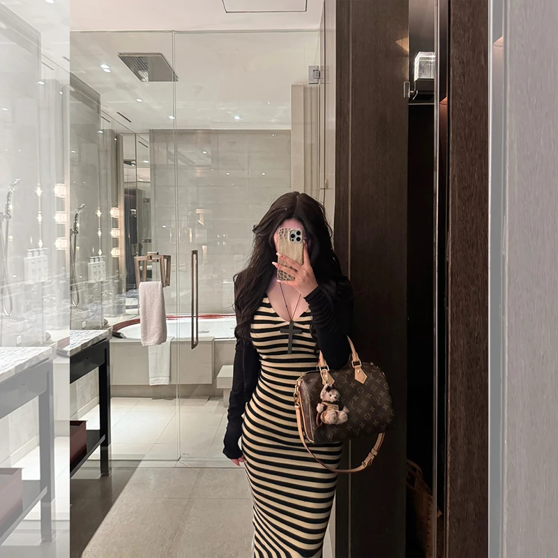 辣妹性感v领条纹撞色无袖连衣裙女纯欲收腰包臀吊带裙针织长裙子