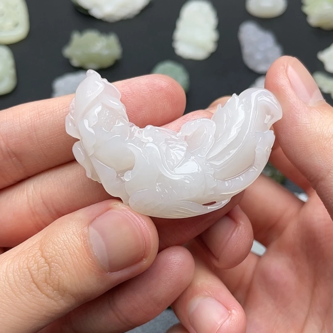 【闪购商品】和田玉颈饰未镶嵌向*花