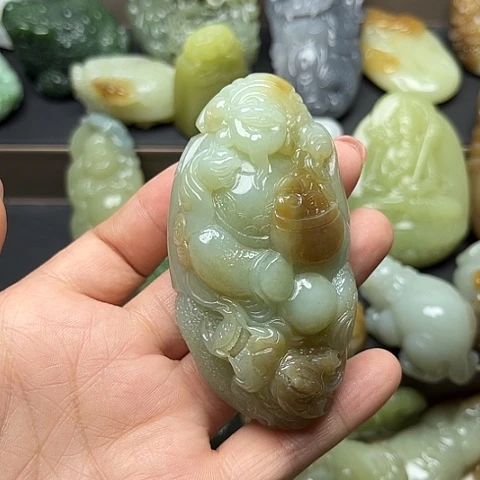 颈饰未镶嵌和田玉蛇**转