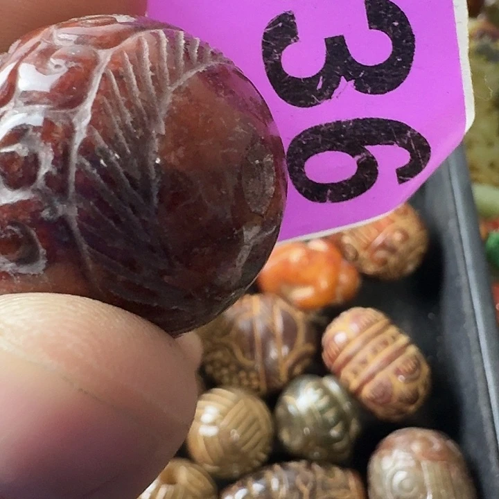 宝***和田玉未镶嵌颈饰