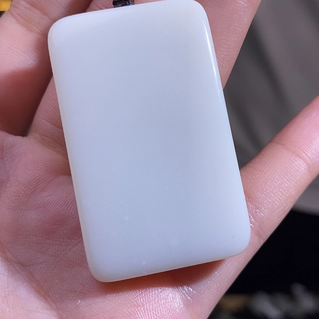 和田玉未镶嵌颈饰多样性发货发一个