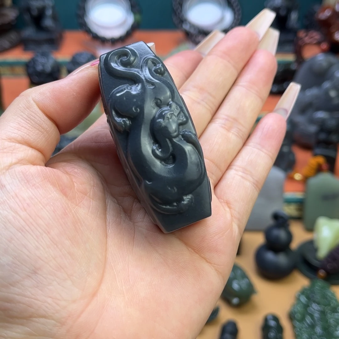 未镶嵌和田玉挂件