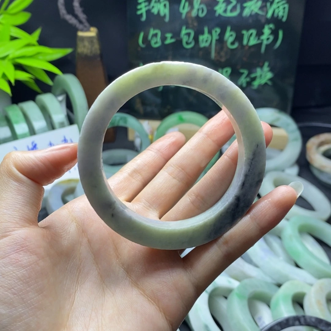 定制翡翠手镯未镶嵌