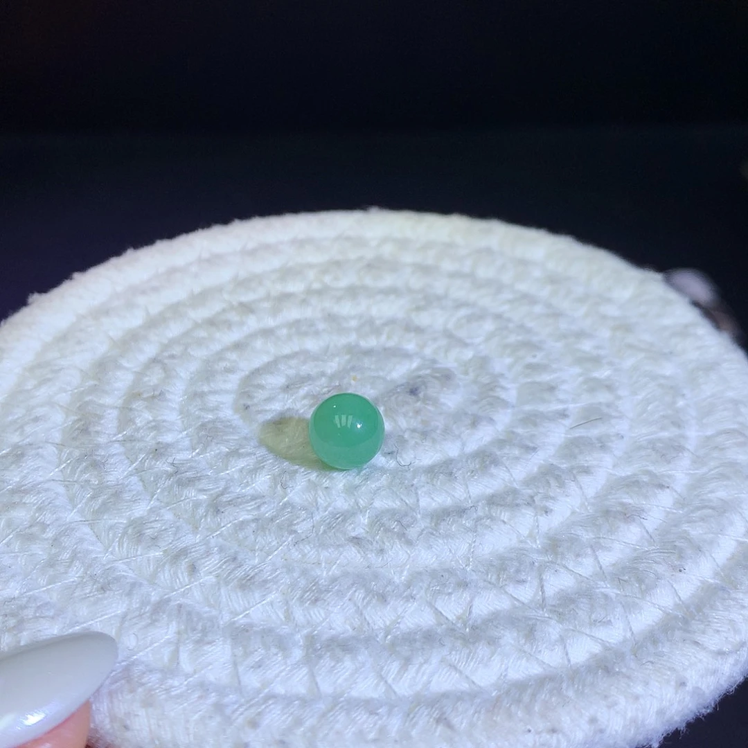 散珠翡翠天然缅甸翡翠单珠卡9.2甜洋色