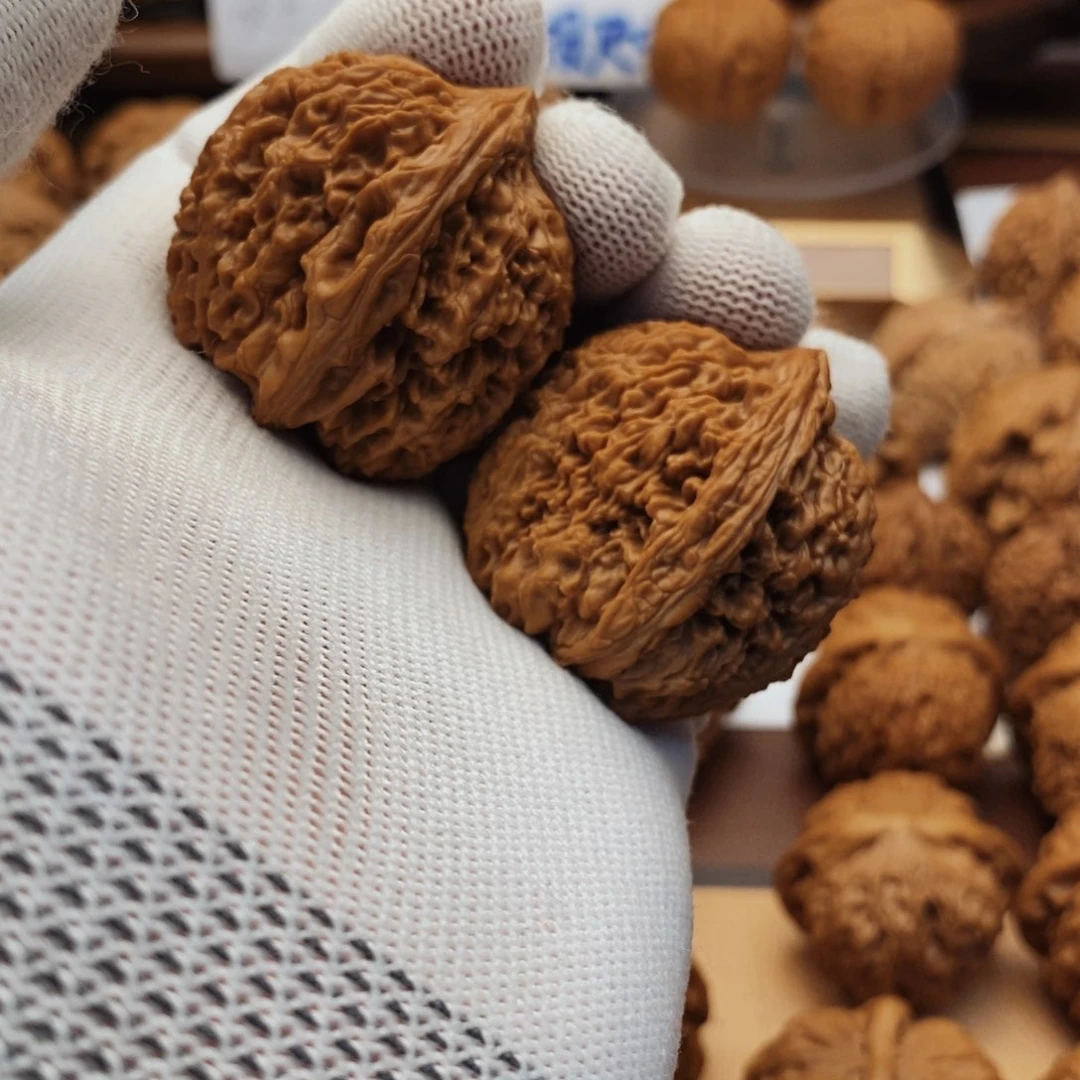 文玩核桃吊坠蒜头