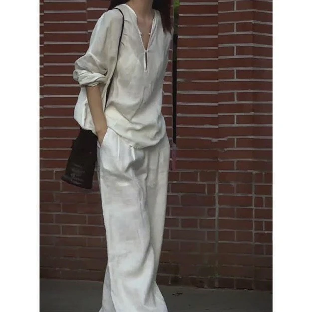 2025年春季穿搭高级感松弛感休闲老钱风白色亚麻衬衫裤子两件套装