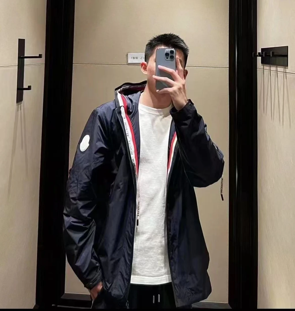 未使用 MONCLER 盟可睐蒙口/GG/CARLES 男装冲锋衣外套  折扣款