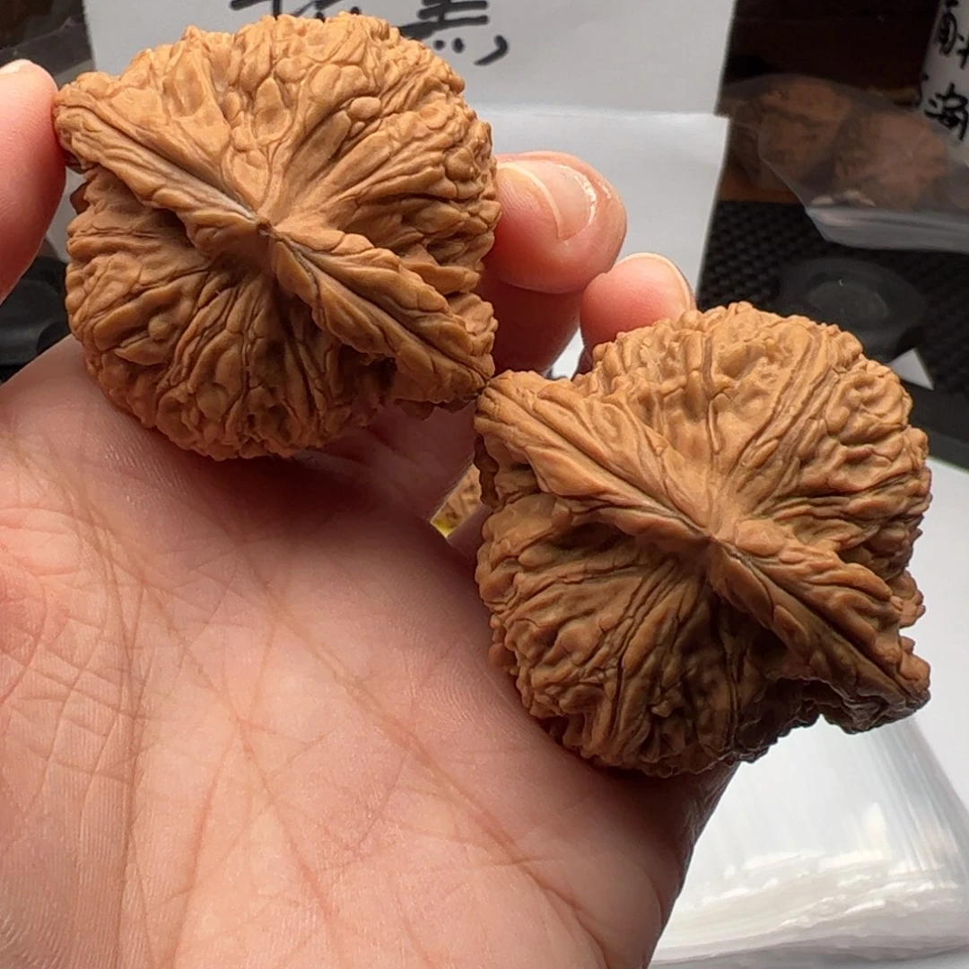 文玩核桃吊坠南疆47